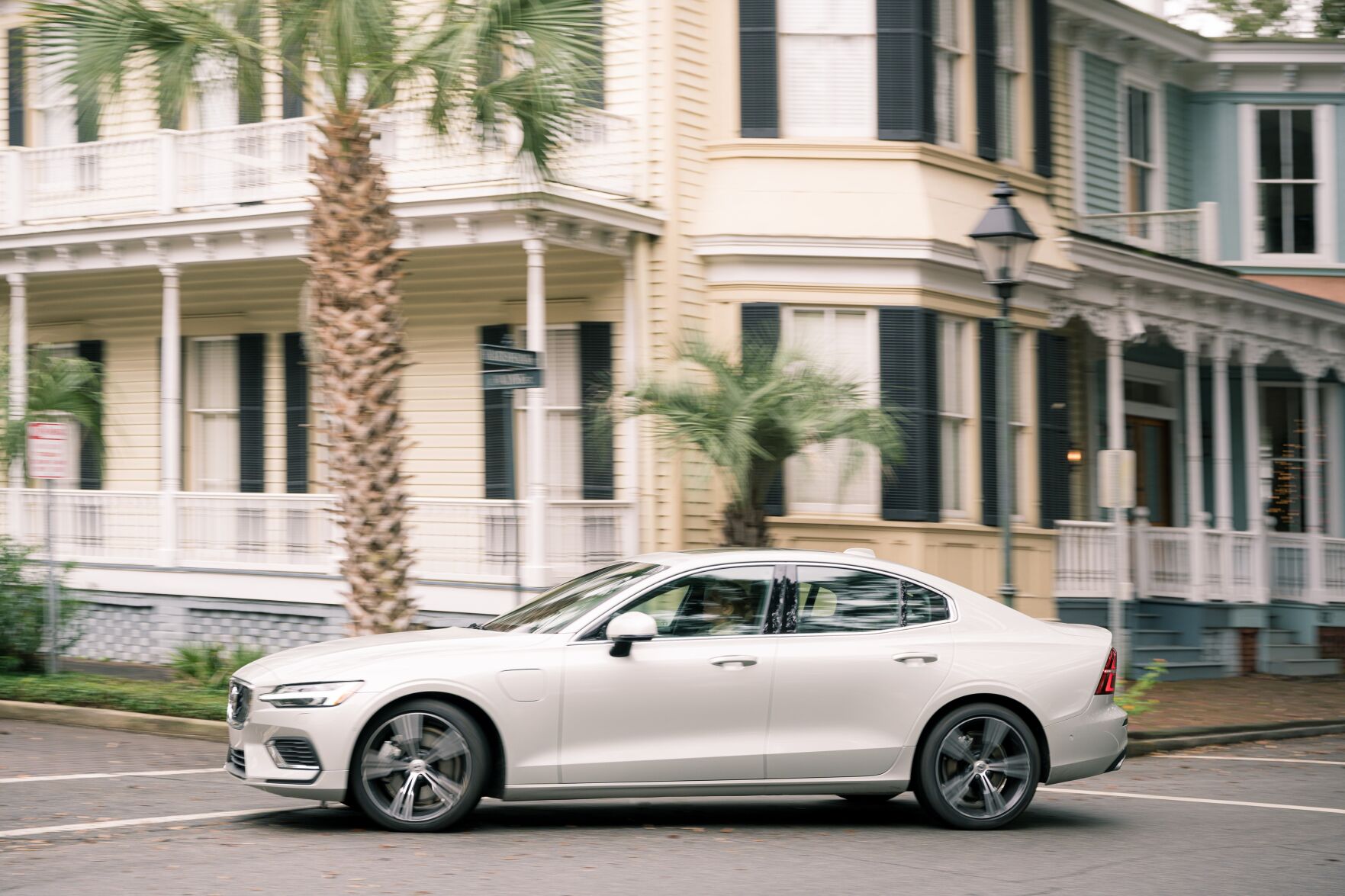 Volvo S60 sedan